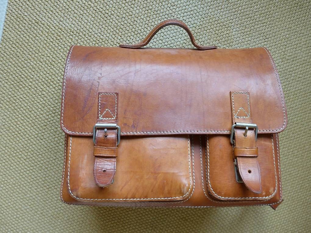 Valigie & Borse: Akten-Leder-Tasche mit vielen Fächern – Usato da Bern venduto da urs_x8c8