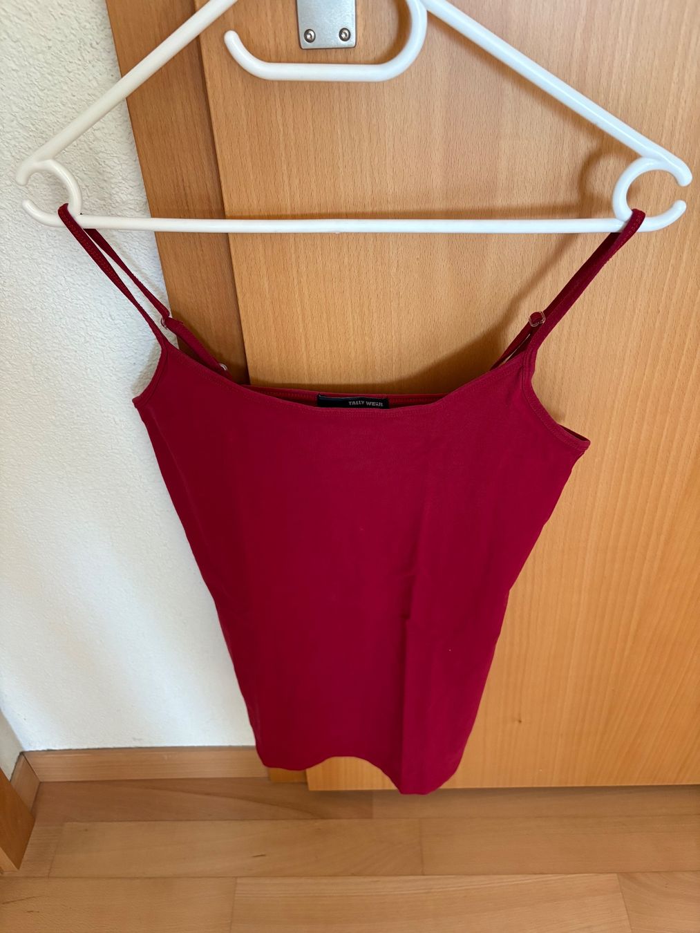 Top: Verschiedene Tops – Usato da Deitingen venduto da Fabiandeitingen 5