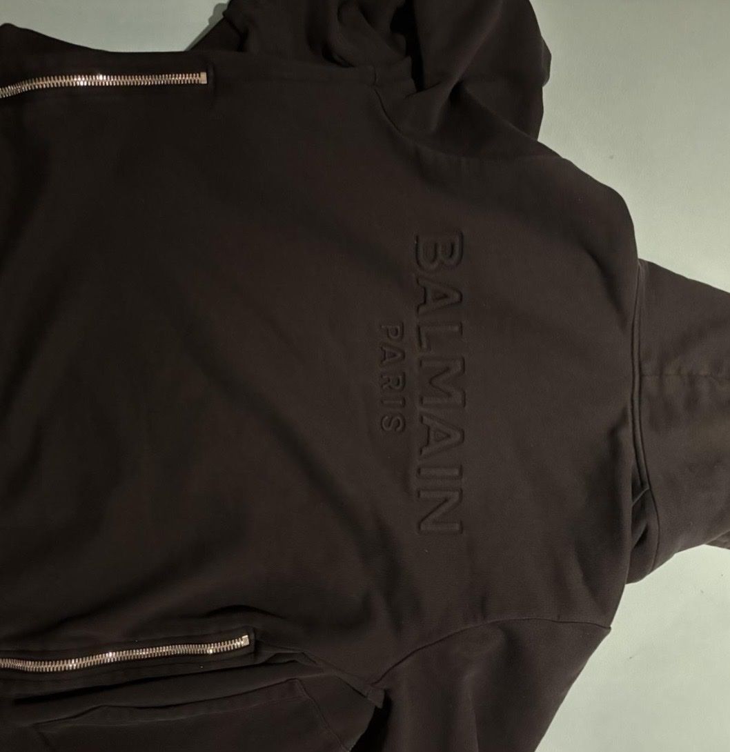 Balmain Maglioni & Felpe: Balmain Zip Hoodie – Nuovo (secondo la descrizione) da Kilchberg ZH venduto da chw_75d9 1