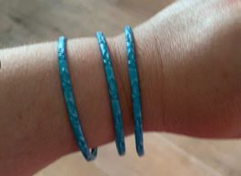 3er Set Armreifen, hellblau, fein gemustert
