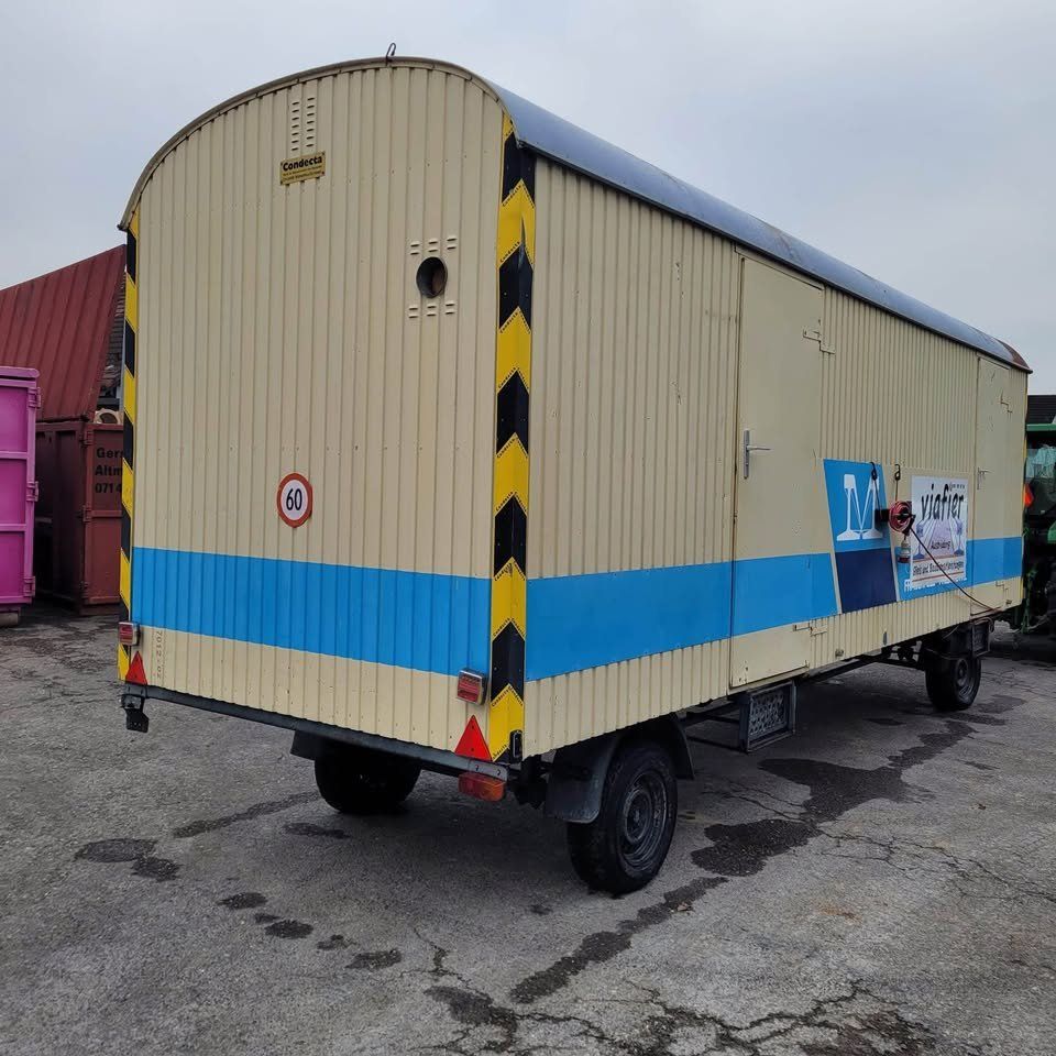 Rimorchi: Bauwagen Tinyhouse Condecta – Usato da Romanshorn venduto da staplerboss 1