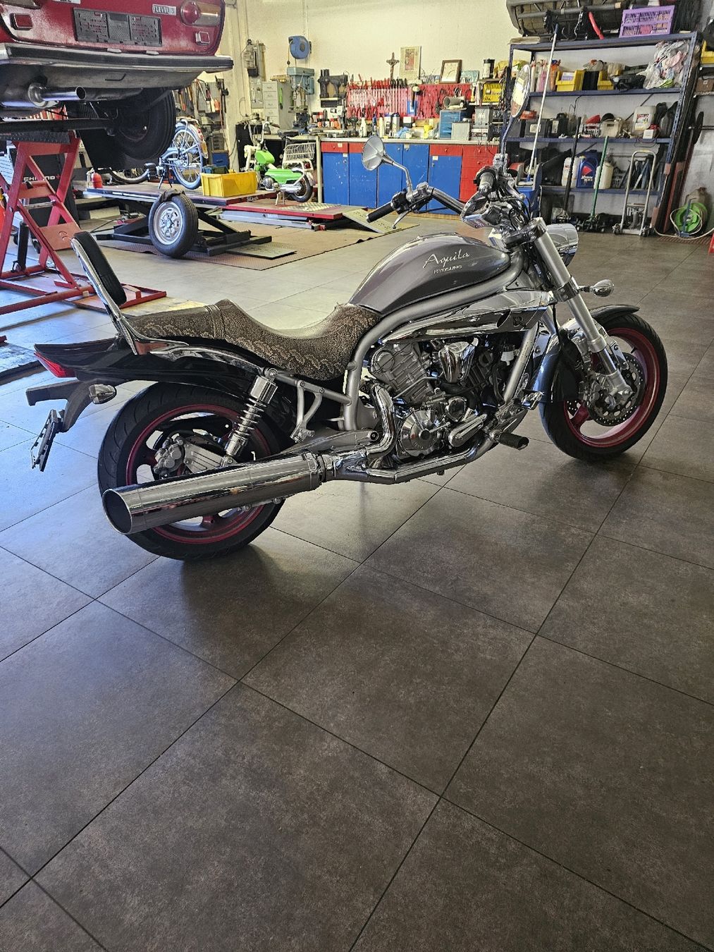 Hyosung Chopper: moto Hyousung 650 cc – Usato da Lugano venduto da mitico59 1