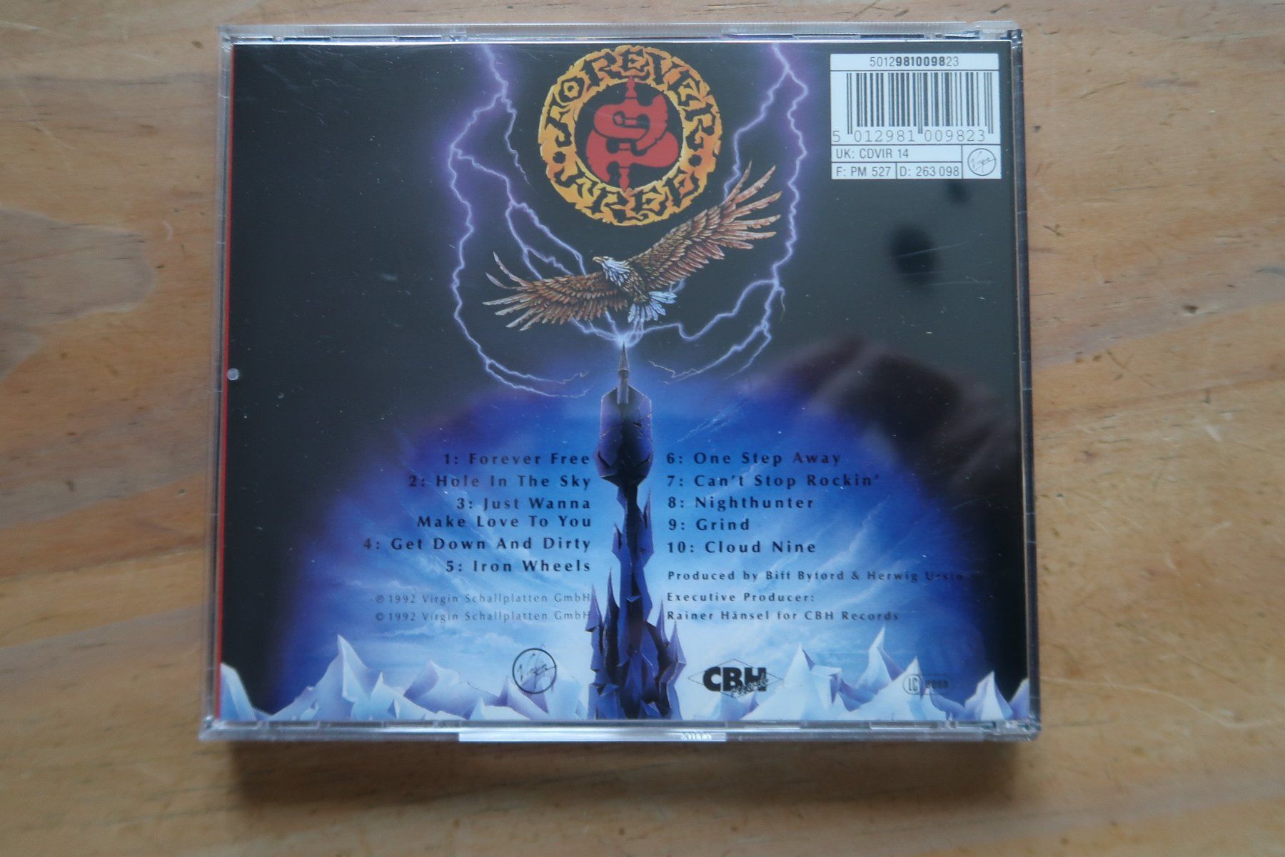 CD: SAXON - FOREVER FREE - CD – Usato da Basel venduto da Patiscat 1