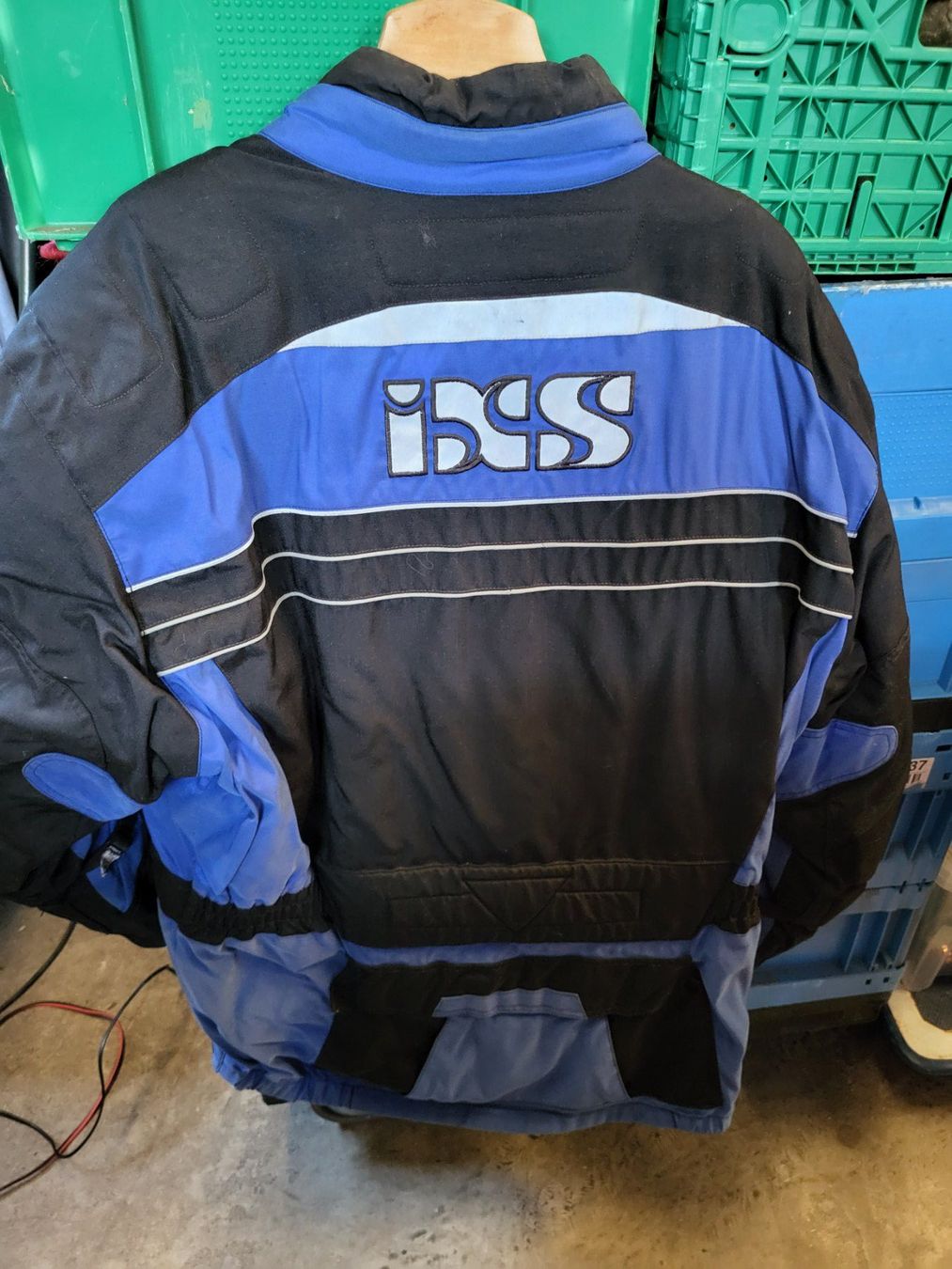 IXS Lotti di vestiti: Motorradjacke iXS Tour Textil plus Hose – Usato da Diessenhofen venduto da Osio 1