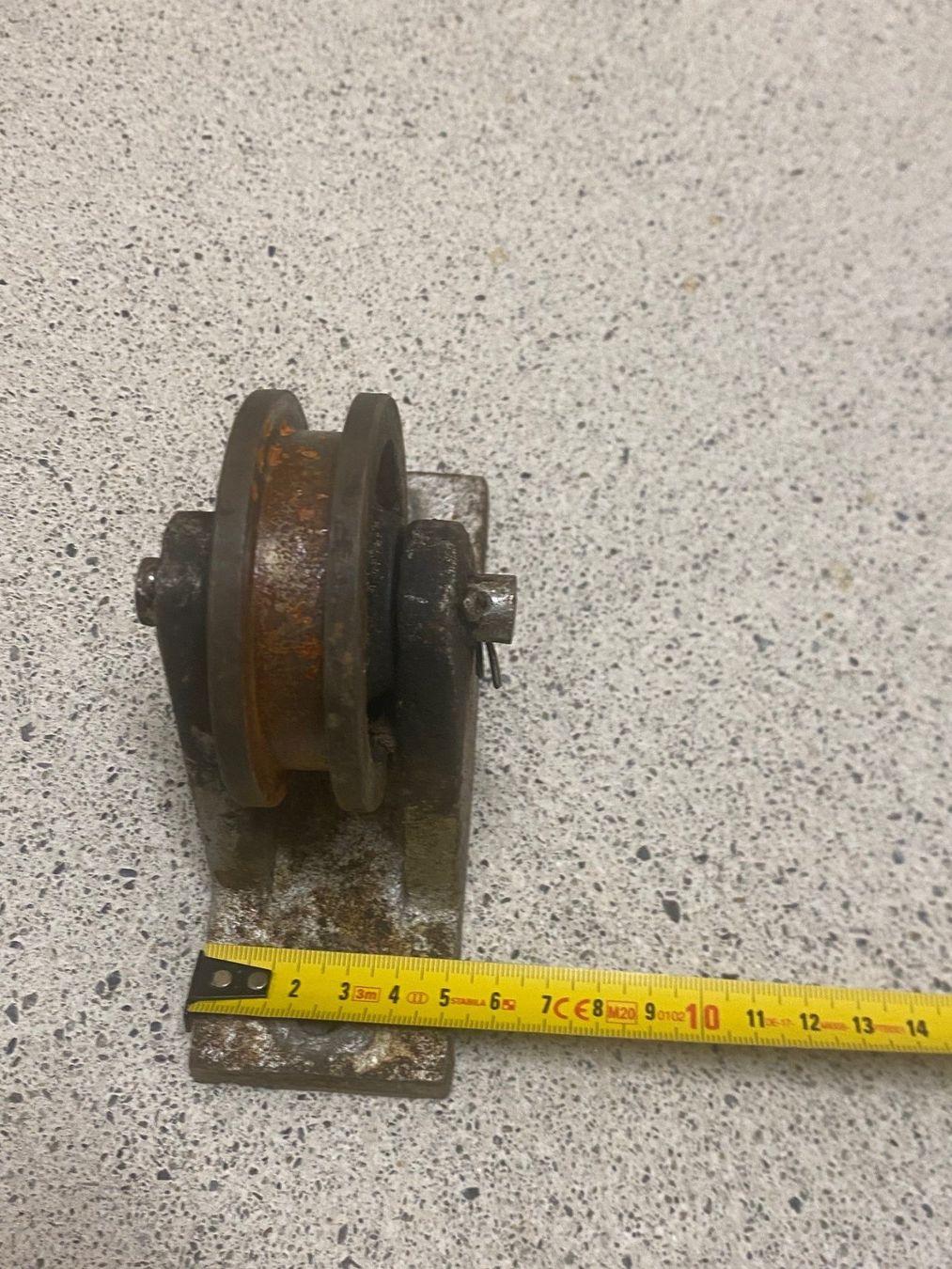Tutti gli attrezzi: Vintage - Alte Rollen - 2 Stück – Usato da Sursee venduto da Merkava 2