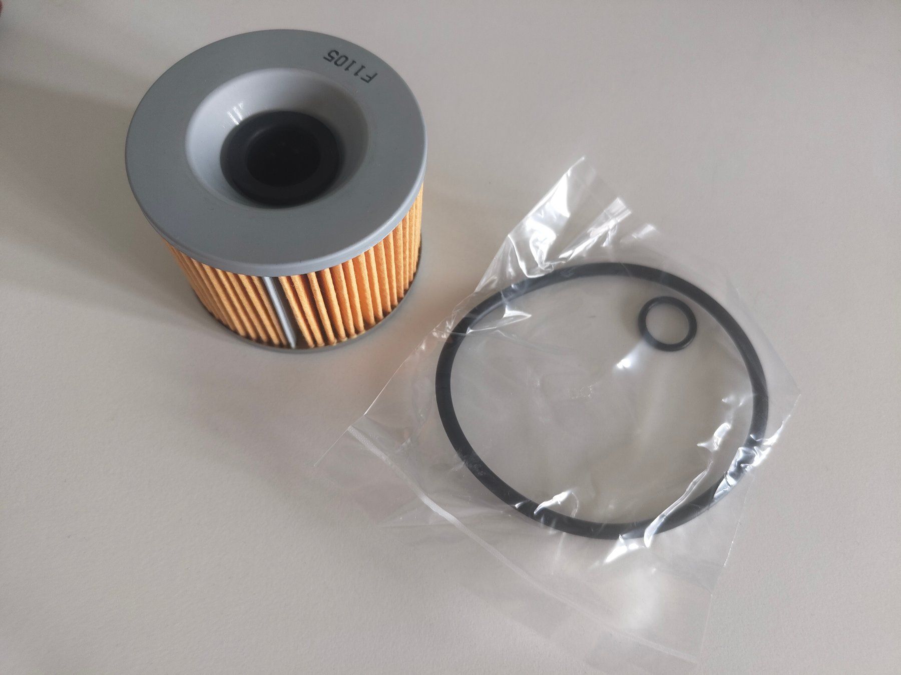 Alle Motorradersatzteile: Ölfilter: CB750 Four, CB350 Four, GL1000, etc. – Neu und originalverpackt aus Zürich von SwissFourParts