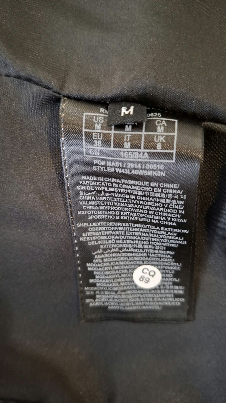 Guess Giacche: Guess Jacke Gr. M – Nuovo (secondo la descrizione) da Balzers venduto da mackfose 3