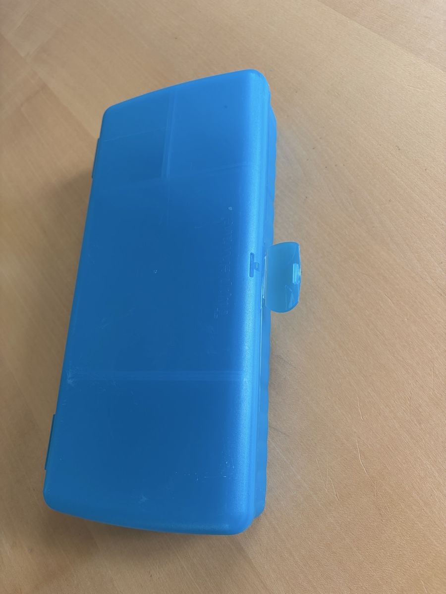 Tupperware Recipients et similaires: Tupperwaredose blau mit 3 Fächern neuwertig – D'occasion à Herisau par spinn_chind 1