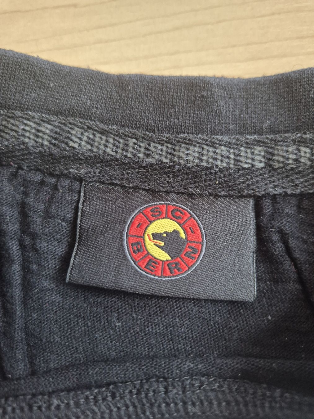 T-shirts: Tshirt SC Bern – Neuf (Voir description) à Walkringen par Levisticum 3