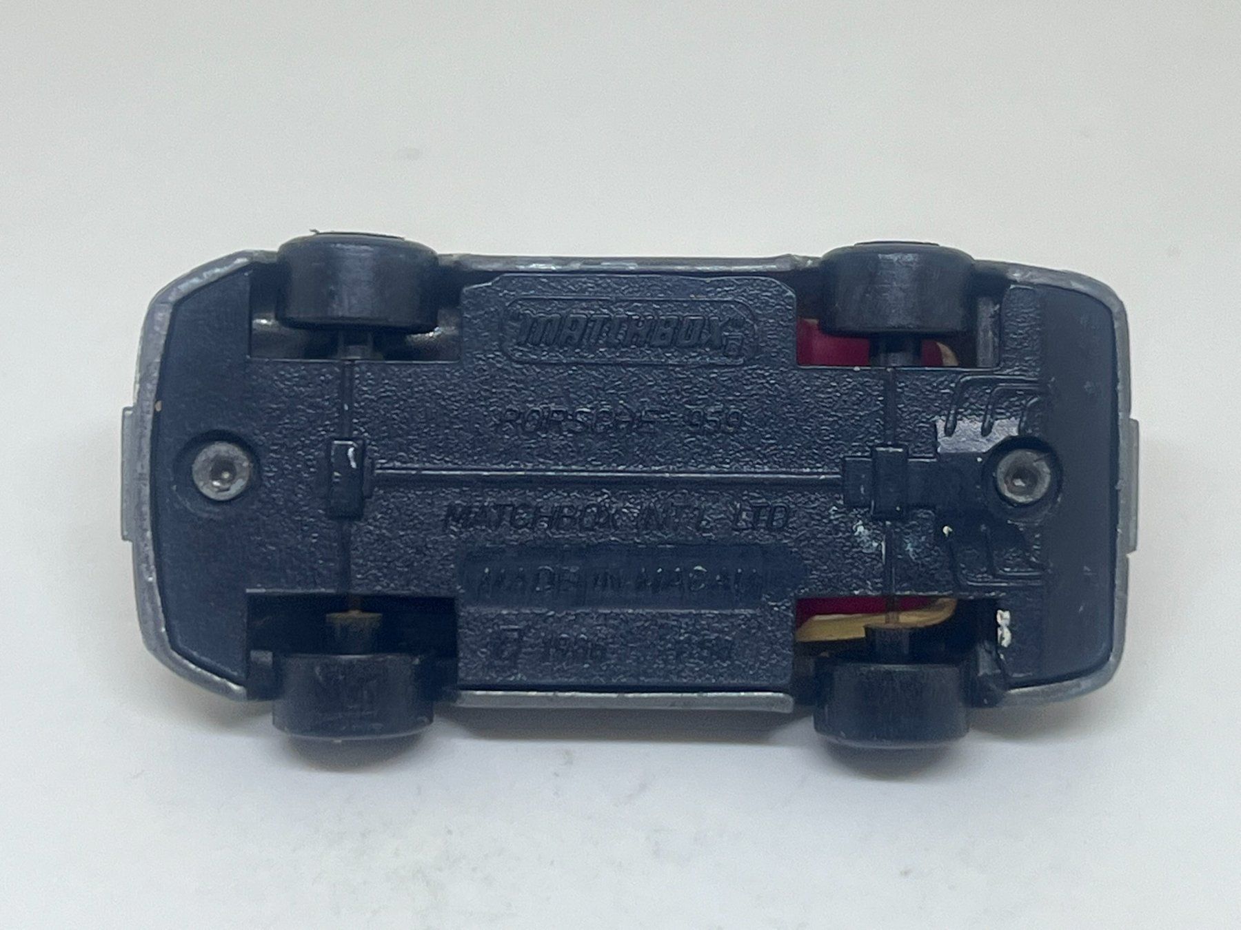 Matchbox Voitures modèles: Matchbox Porsche 959 #691 – D'occasion à Wildegg par LaaBoutique 3