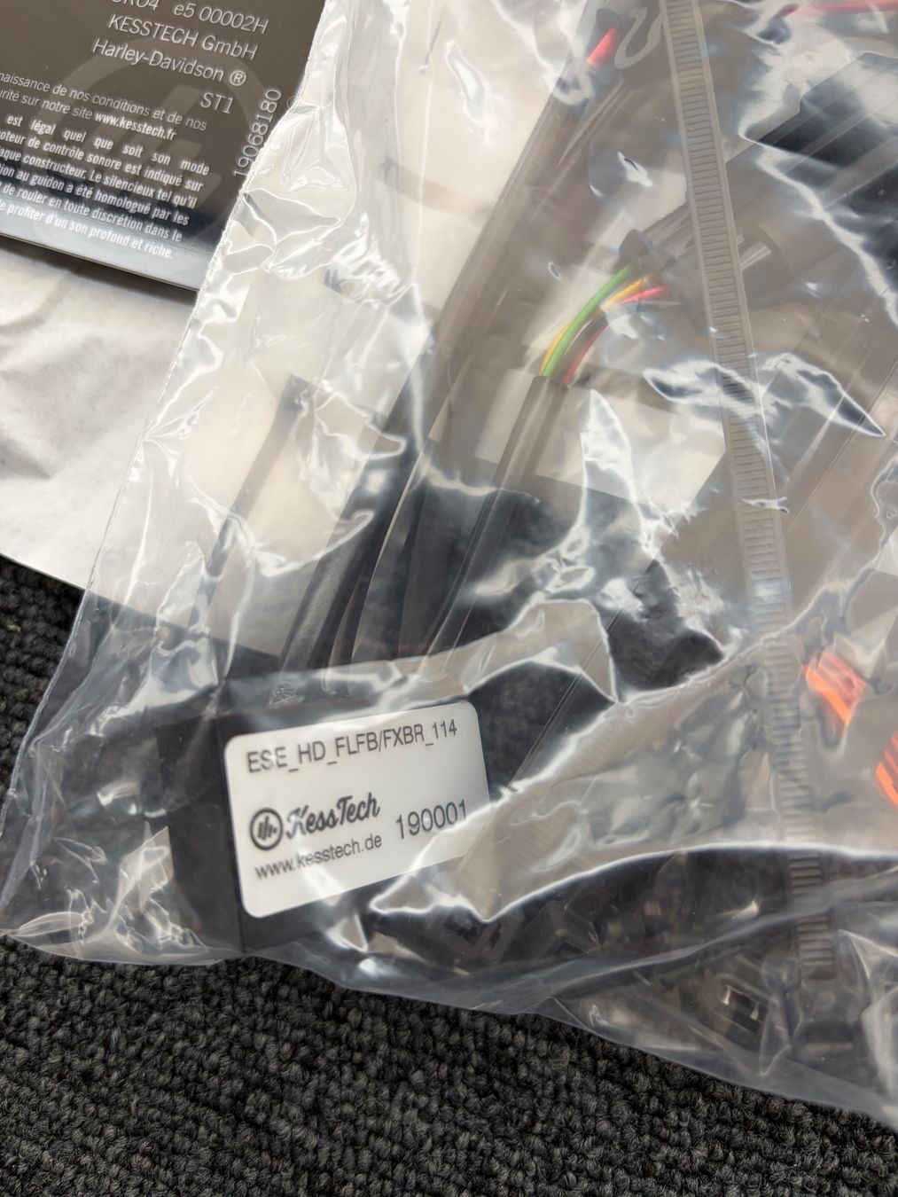 Harley-Davidson Sistemi di scarico: Kess Tech Harley Breakout Softail NEU – Nuovo e nell'imballaggio originale da Rütihof venduto da elcheffe81 8