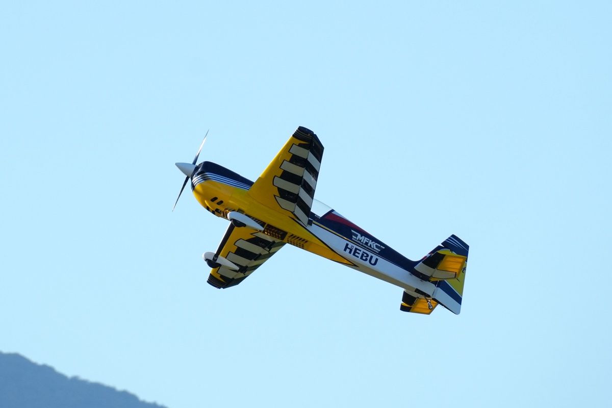 Pilot-RC Modellismo RC: Laser V2 103“ – Usato da Weggis venduto da Enzooo