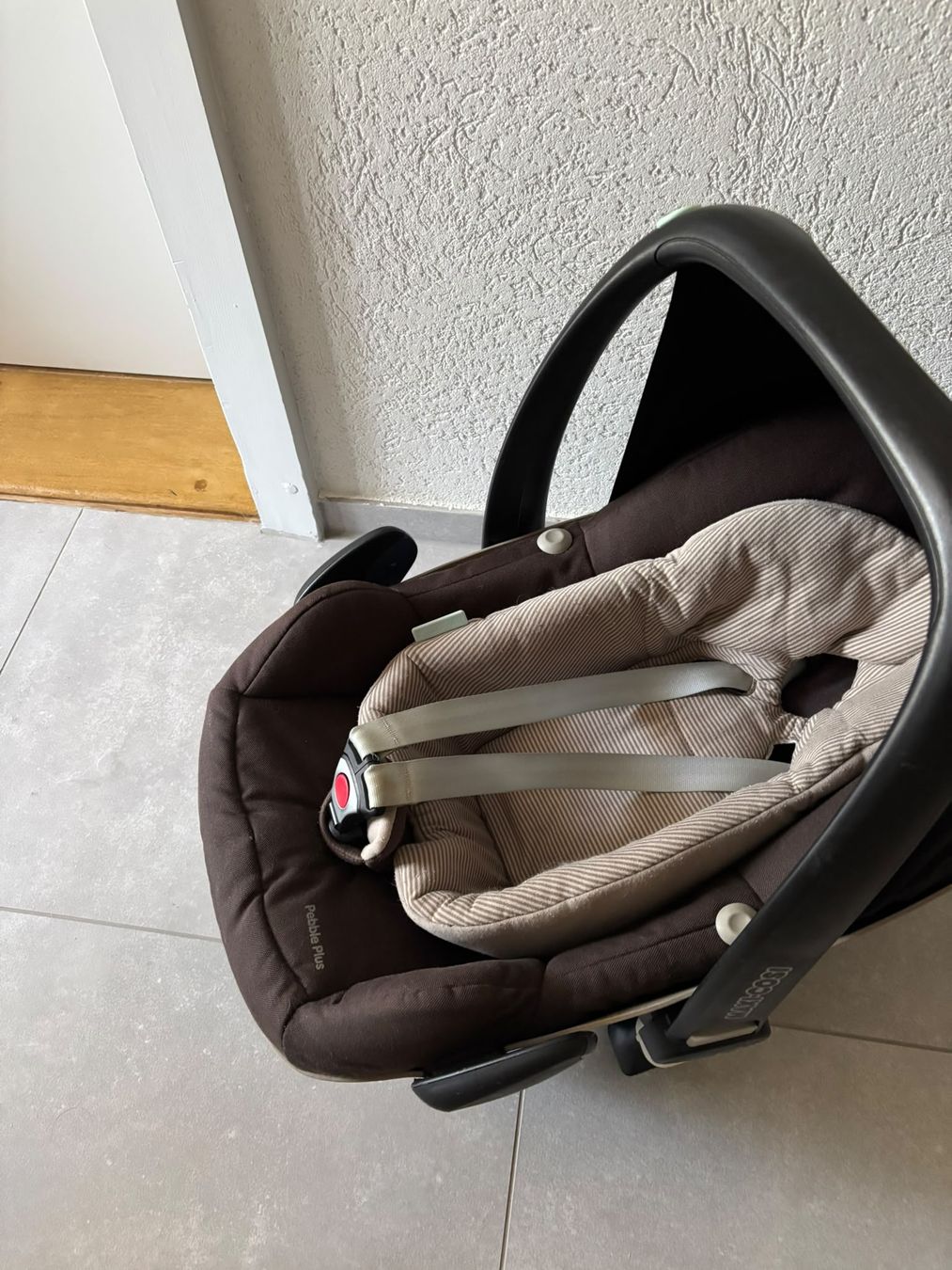 Maxi-Cosi Bauch- & Rückentragen: Maxi-Cosi Pebble Plus brun bon état – Gebraucht aus Bex von Boxy03 1