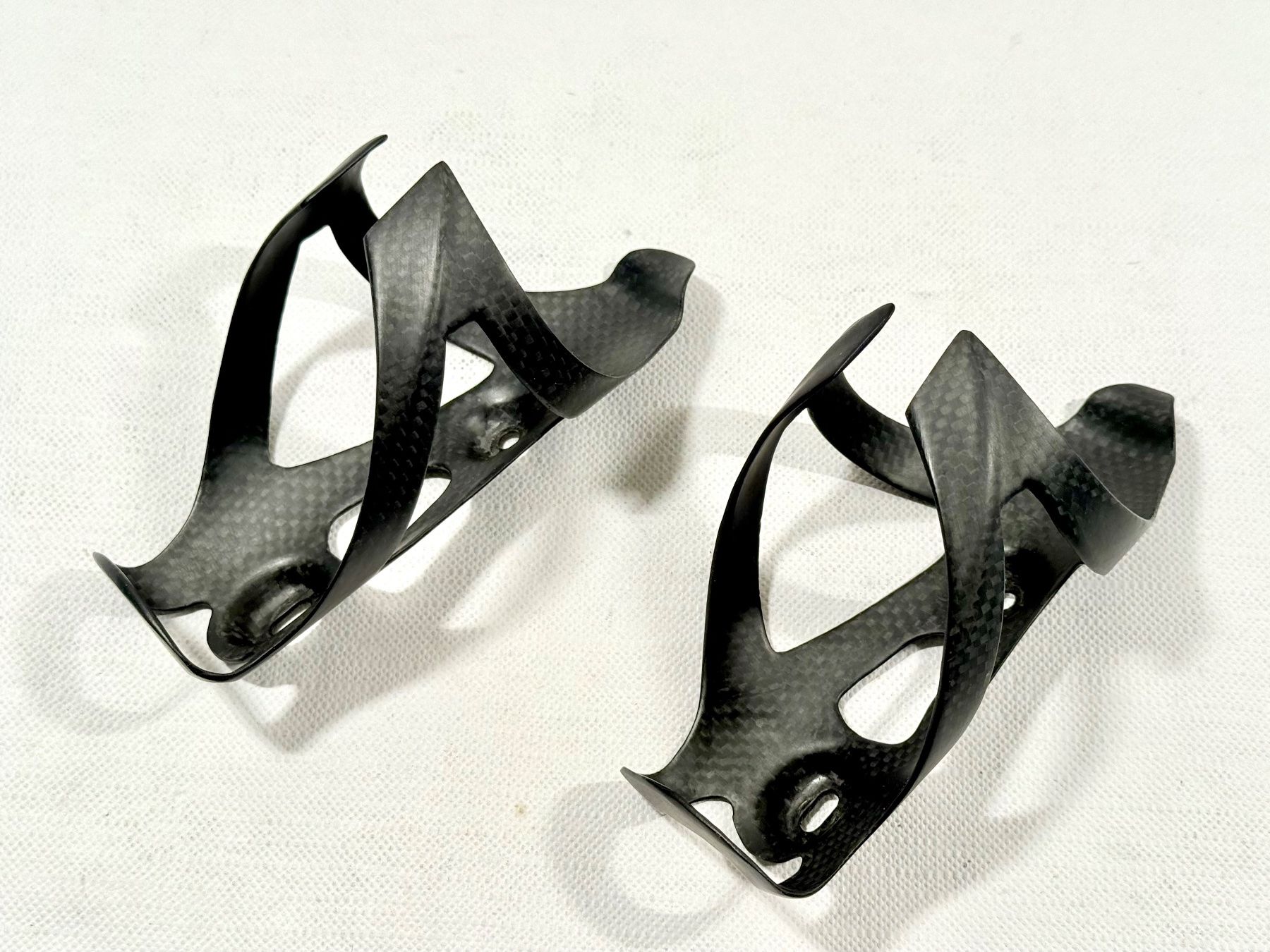 Pezzi di ricambio: UNKNOWN carbon Bottle Cage Flaschenhalter Set TOPZ. 2604 – Usato da Luzern venduto da bikeandbeltcom 1