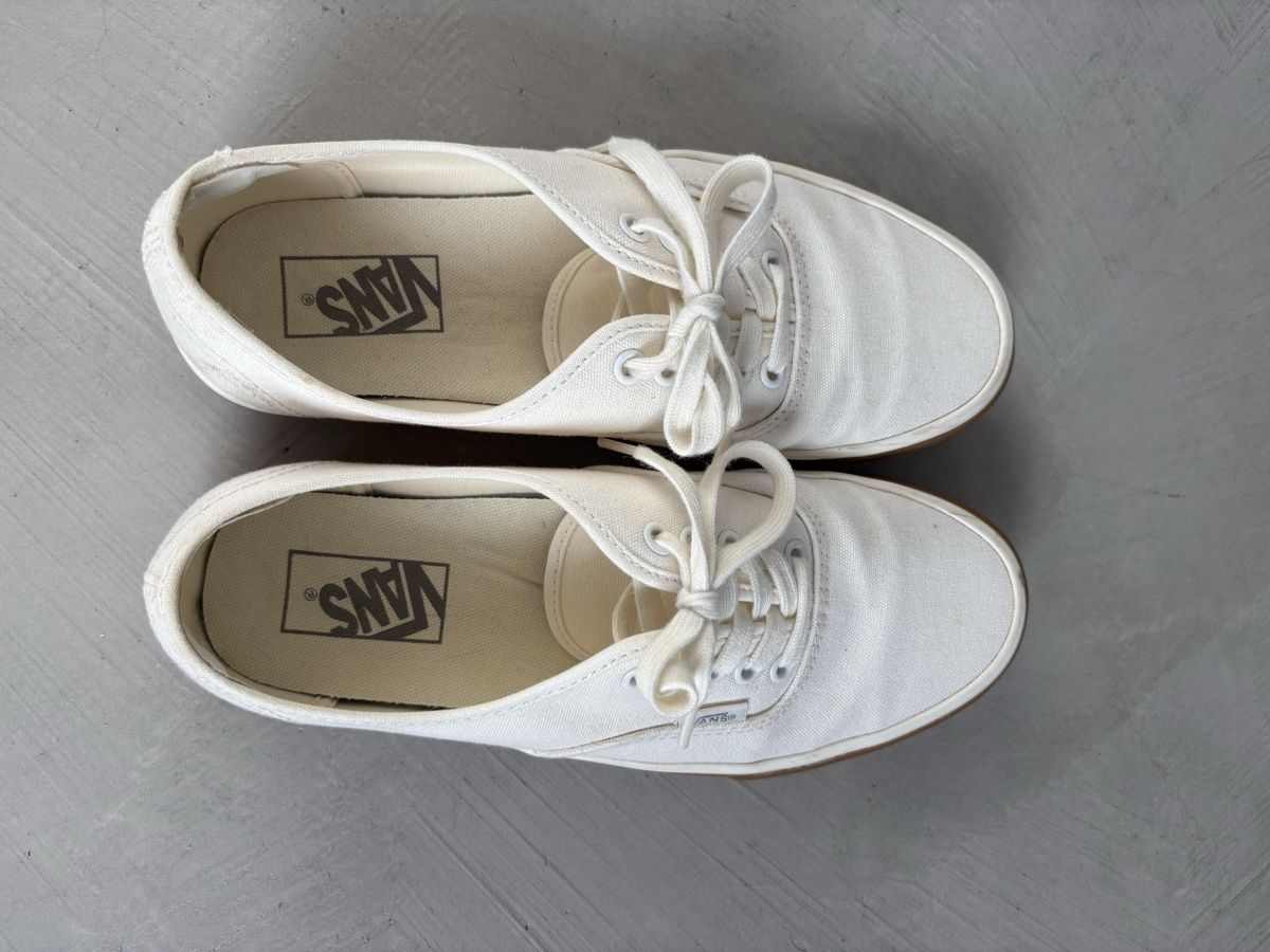 Vans Scarpe da uomo: Vans white low, GR. 39 – Nuovo (secondo la descrizione) da Steinmaur venduto da aly_mhs6 2