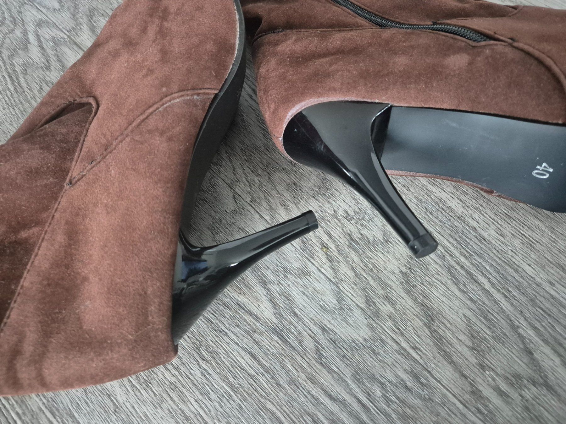 Scarpe da donna: Braune Stiefel, Wildlederoptik, Grösse 40 – Nuovo (secondo la descrizione) da Eglisau venduto da nicij79 3