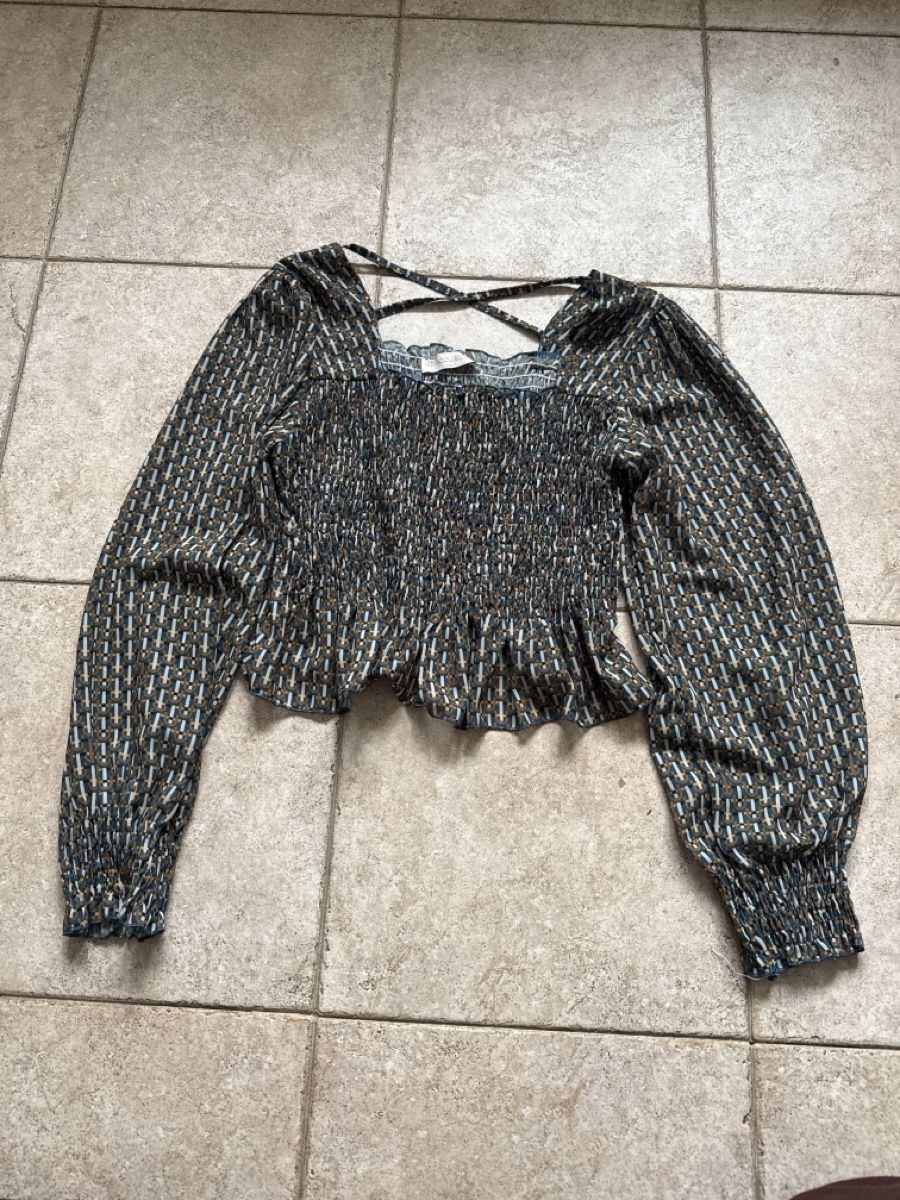 Blusen: Bluse – Neu (gemäss Beschreibung) aus Pratteln von syr_g2ql