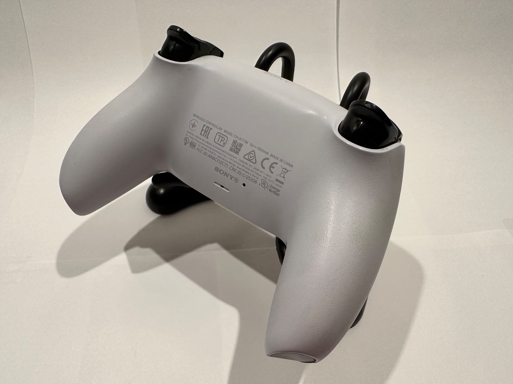 Sony Controller: Original PS5 Controller DualSense Weiss – Gebraucht aus Chur von  3