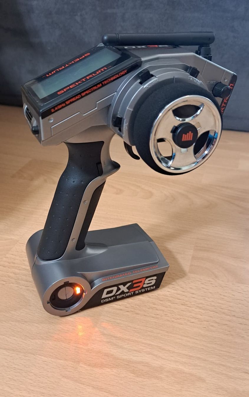 Spektrum Fernsteuerungen: Spektrum DX3S + Empfänger – Gebraucht aus Aeschi SO von MockinBird 1