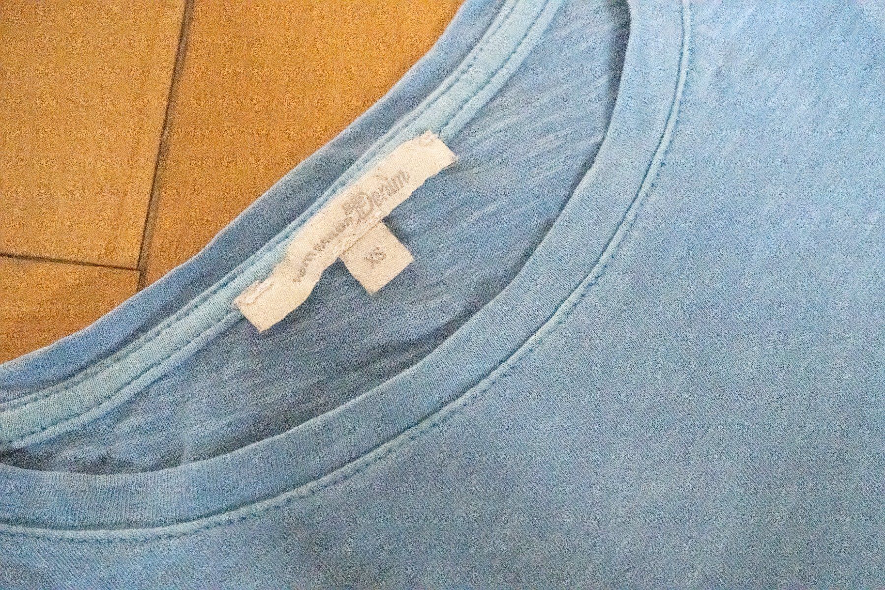 Tom Tailor T-shirts: T-shirt Tom Tailor – D'occasion à Biel/Bienne par alaska_we 2