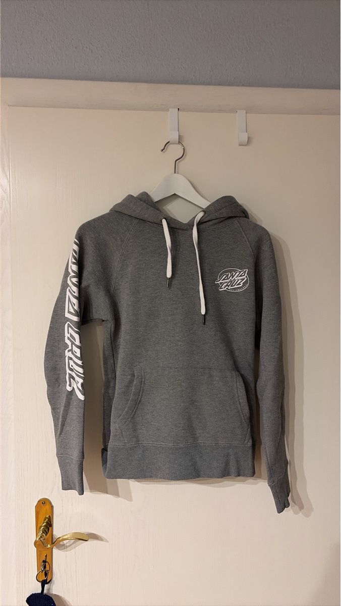 Santa Cruz Pullover & Sweatshirts: Santa Cruz Hoodie Grau – Gebraucht aus Eschenbach SG von asaram