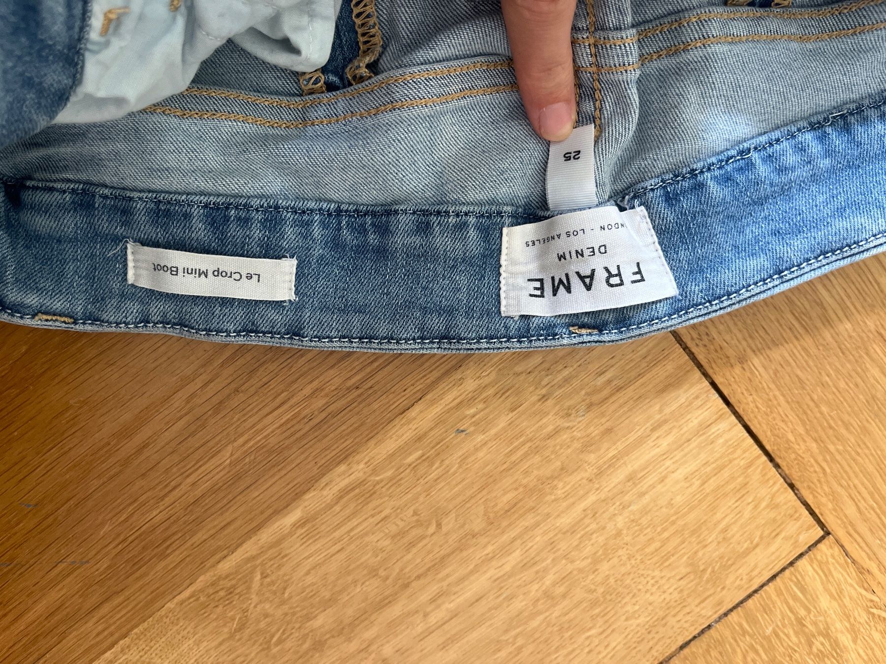 Jeans: Frame Denim Le Crop Mini Boot, s. 25 – Gebraucht aus Zürich von Mia.Sh 2