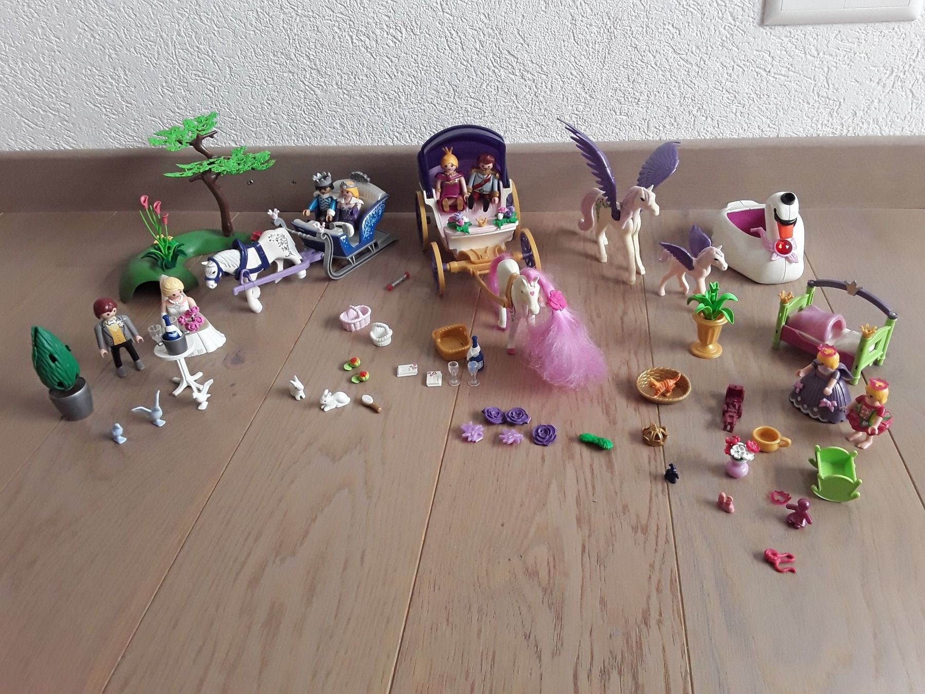 Playmobil Giocattoli: Lot de Playmobil – Usato da Vicques venduto da val7