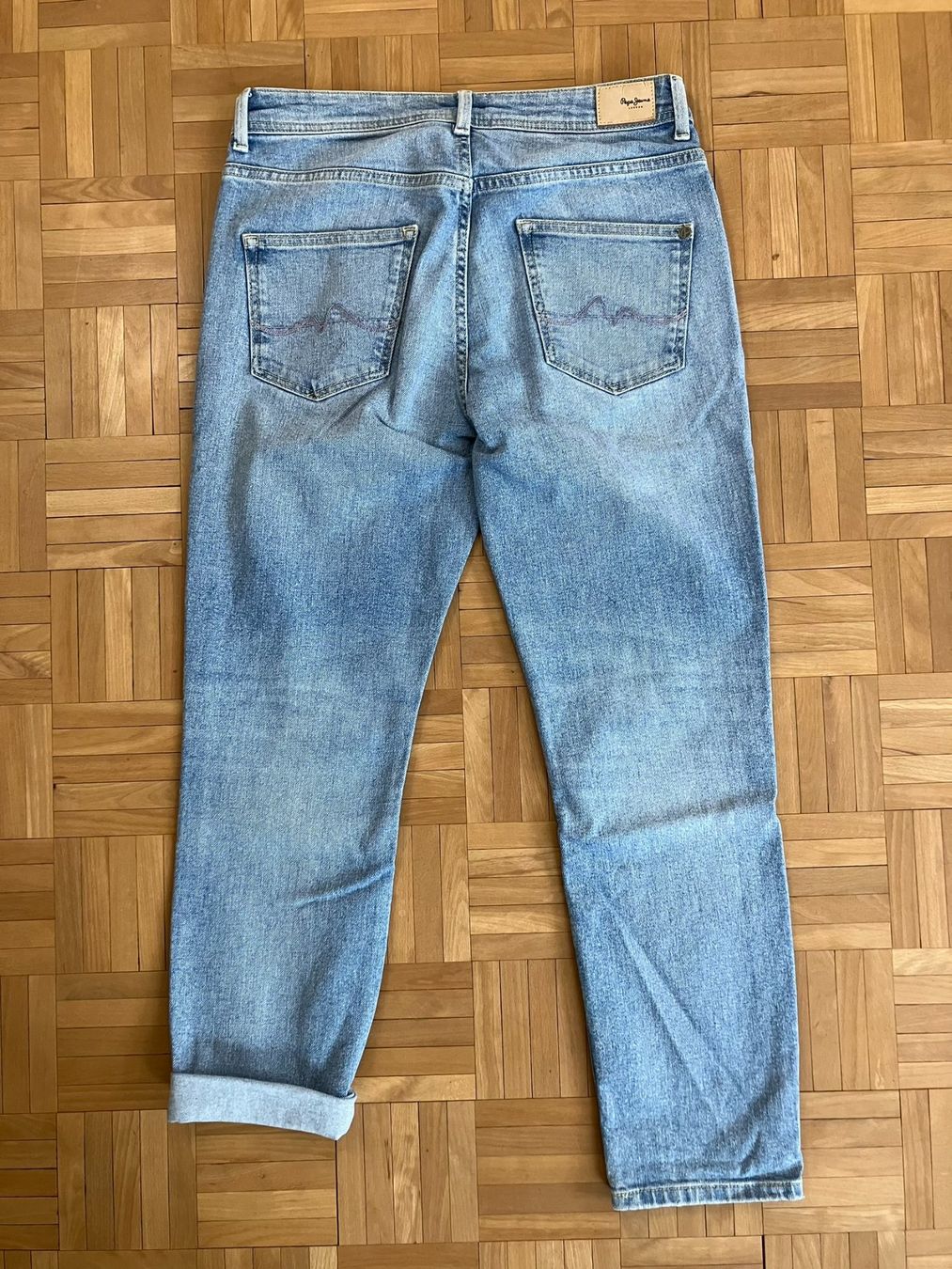 Pepe Jeans Jeans: Pepe Jeans Momjeans W27 VIOLET – Usato da Laupen ZH venduto da kar_lfz6 2