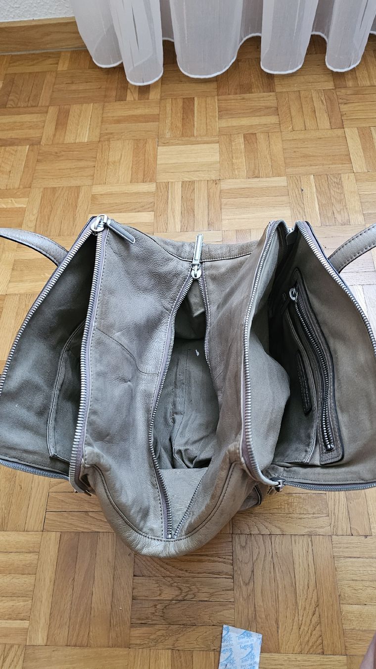 Liebeskind Altro in  Abbigliamento & Accessori: Schultertasche  von Liebeskind – Usato da Allschwil venduto da bar_csw9 3