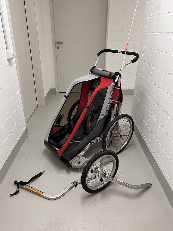 Rimorchi: Chariot Cougar 1 Kinderanhänger – Usato da Uerzlikon venduto da Krzysiek_Szczep