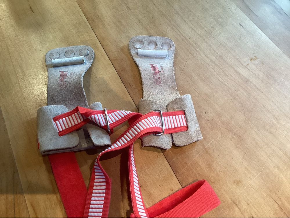 Reckleder von Reissport (Gebraucht) in Strengelbach für CHF 16 – mit ...