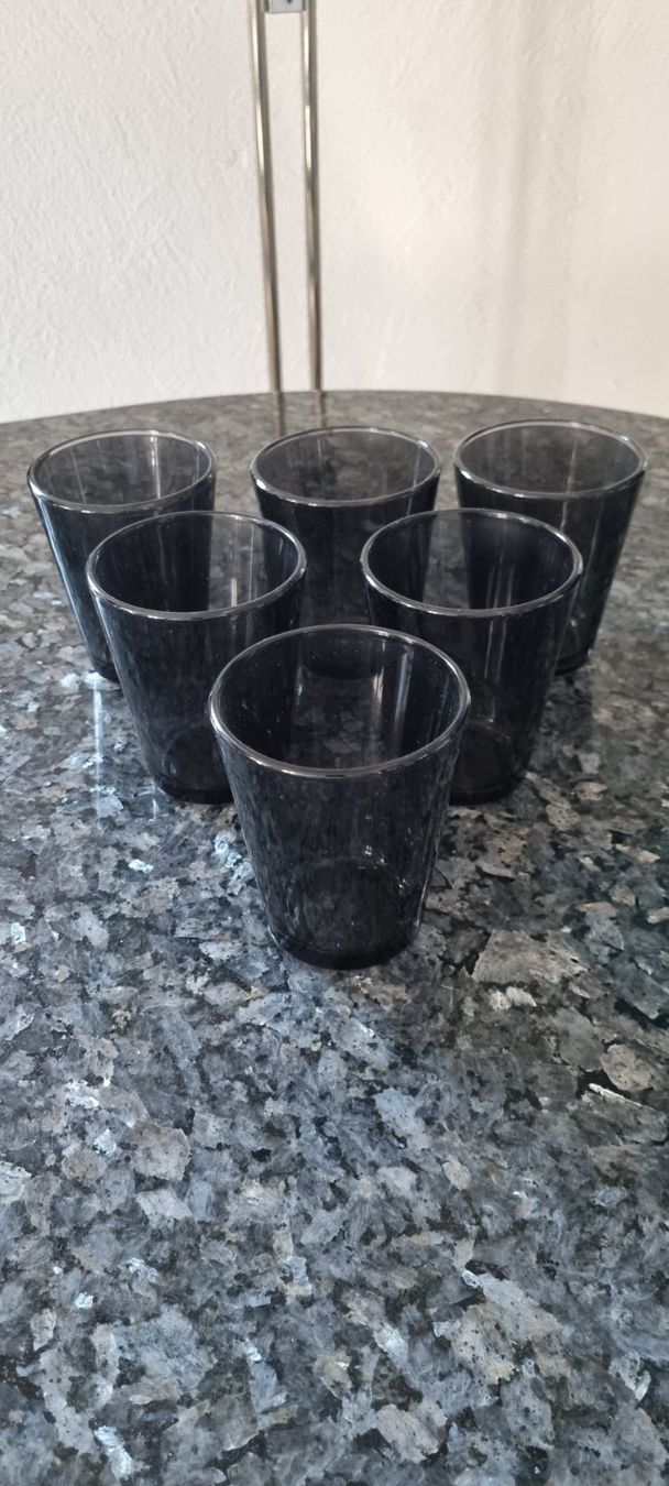 Bicchieri: 6 Gläser Glas blau neu – Nuovo (secondo la descrizione) da egliswil venduto da Maggy6