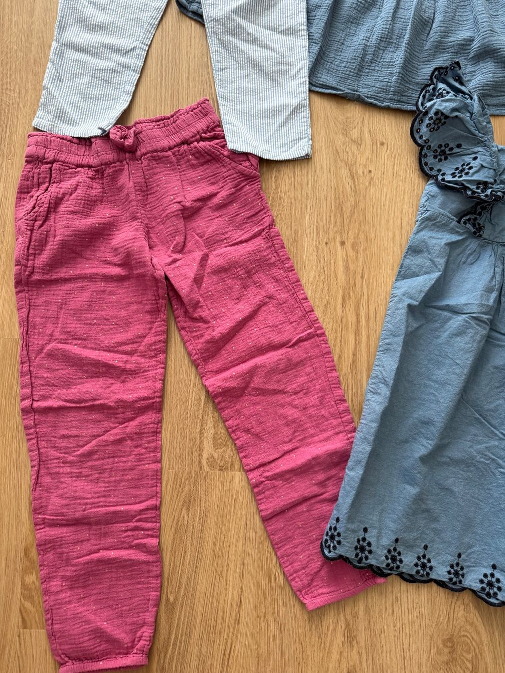 H&M Lotti & Set di vestiti: Sommerkleiderset Gr134/140 – Usato da Sarnen venduto da Pinoccio6 4