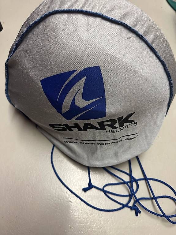 Caschi & visiere: Shark Motorradhelm – Usato da Gossau ZH venduto da lovimax