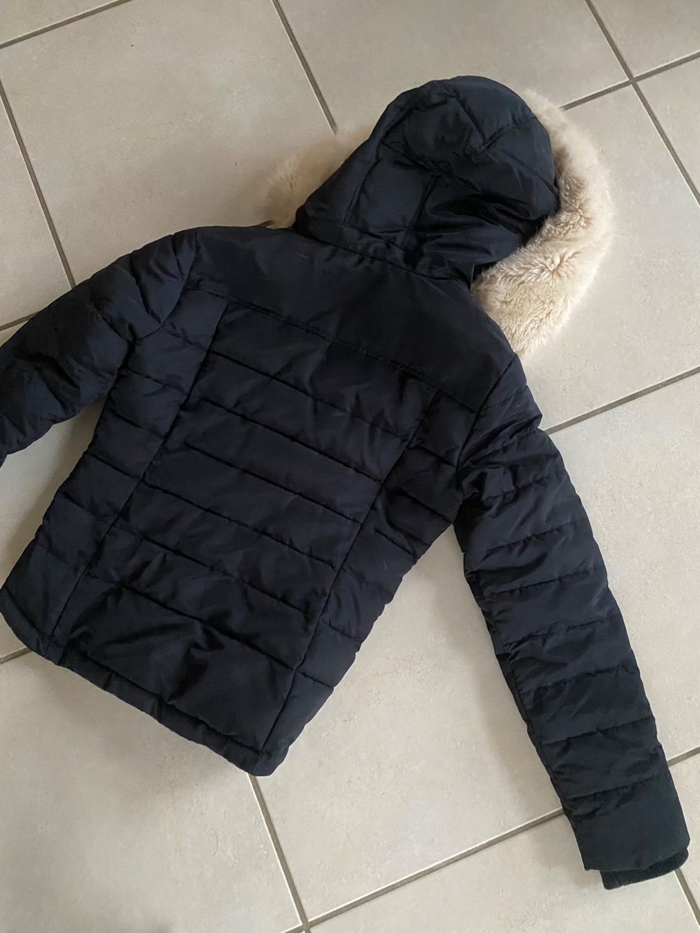 Giacche: Winterjacke 38 blau mit Kaputze neuwertig – Usato da Grüningen venduto da kleiderstar 7