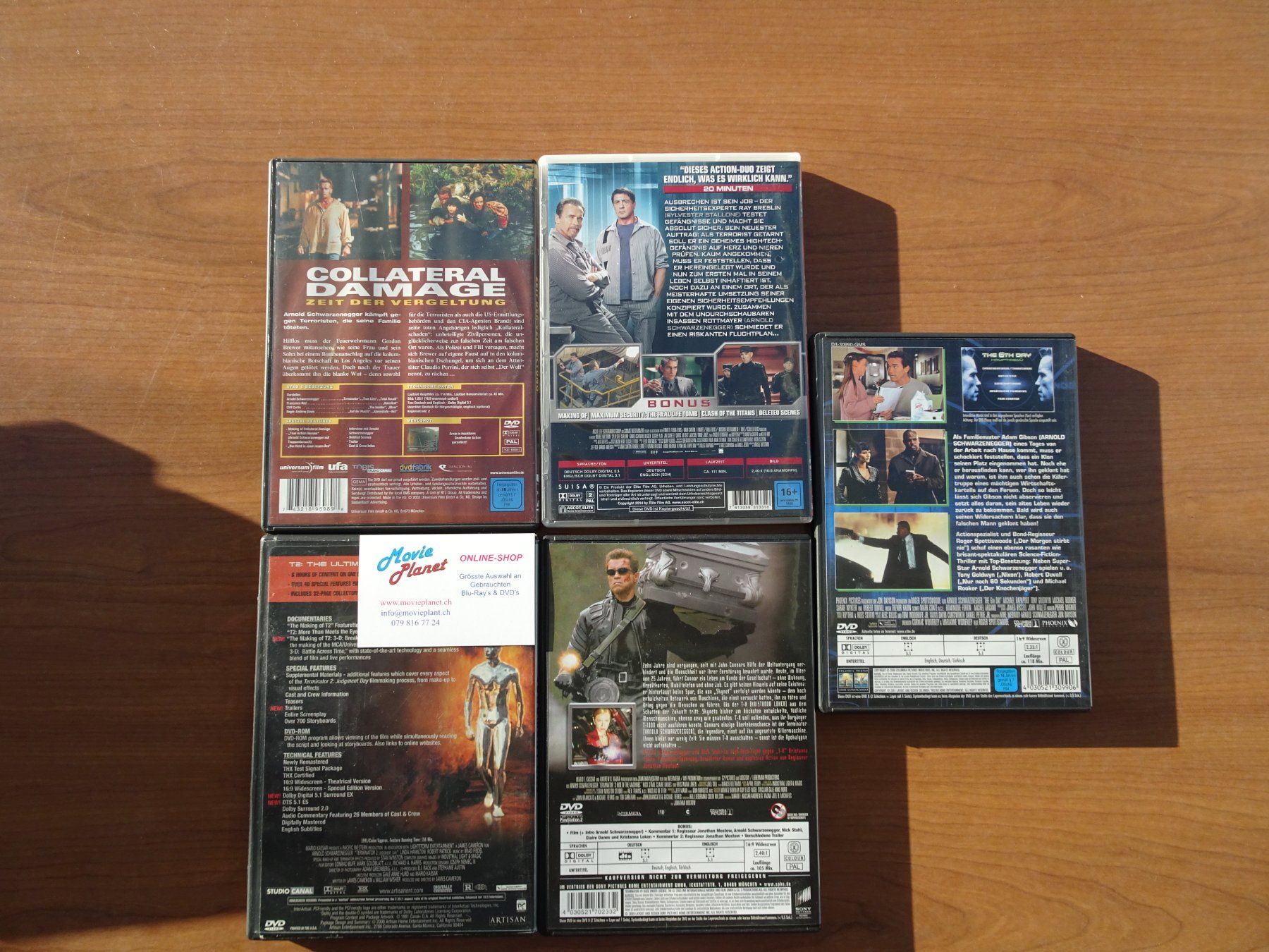 Tous les DVDs: Arnold Schwarzenegger Filme – D'occasion à Schenkon par Movieplanet 2
