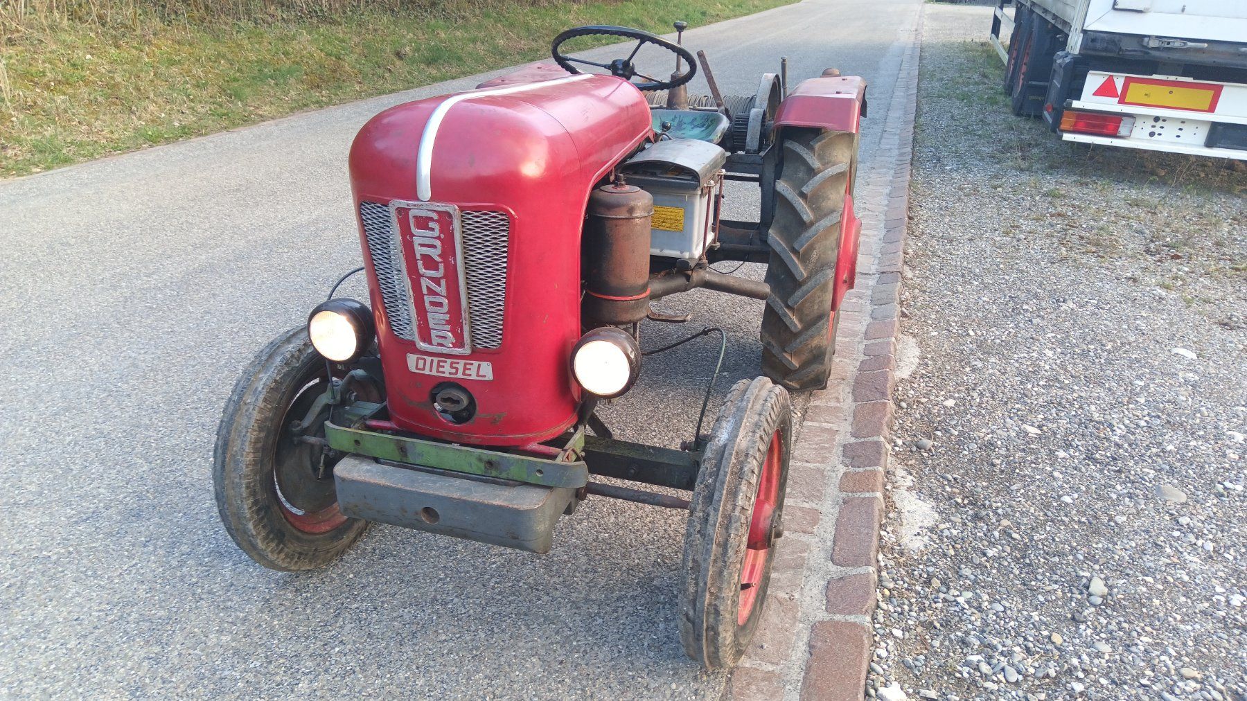 Grunder Trattori: Oldtimer  Grunder Traktor  Jg. 1955 – Usato da Eptingen venduto da Hehoep 1