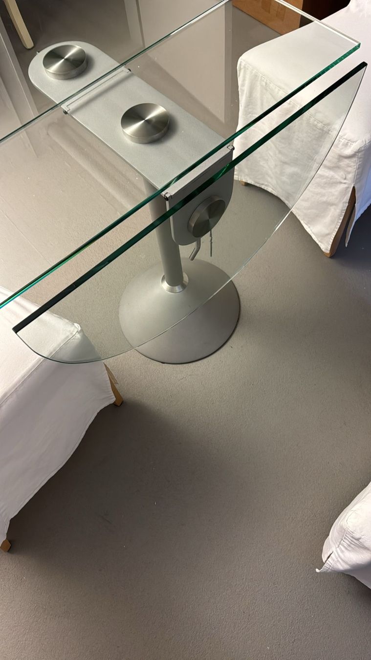 Tables: Tisch – D'occasion à Schindellegi par nat_xfx6 1