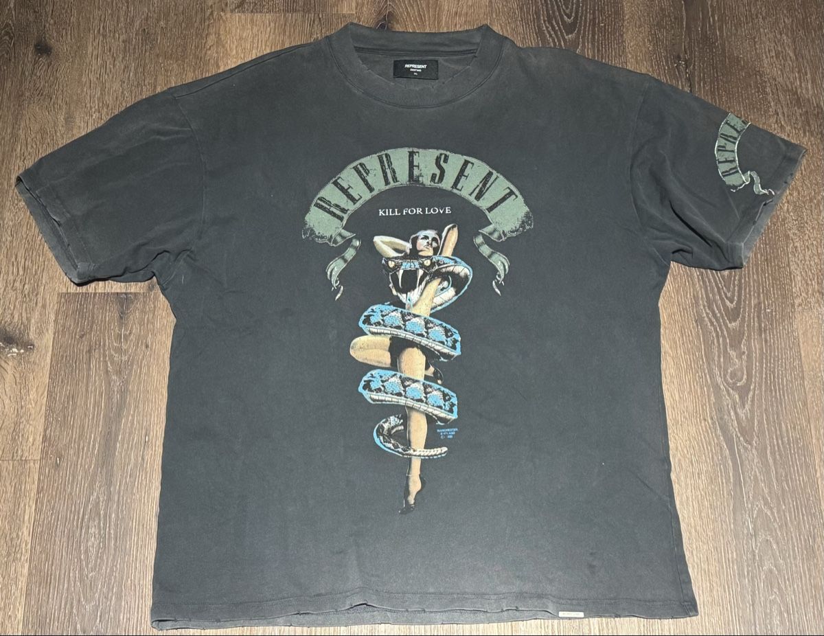Represent T-shirt: Vintage Look Represent T-Shirt - Kill for Love – Nuovo (secondo la descrizione) da St. Gallen venduto da Asmolon