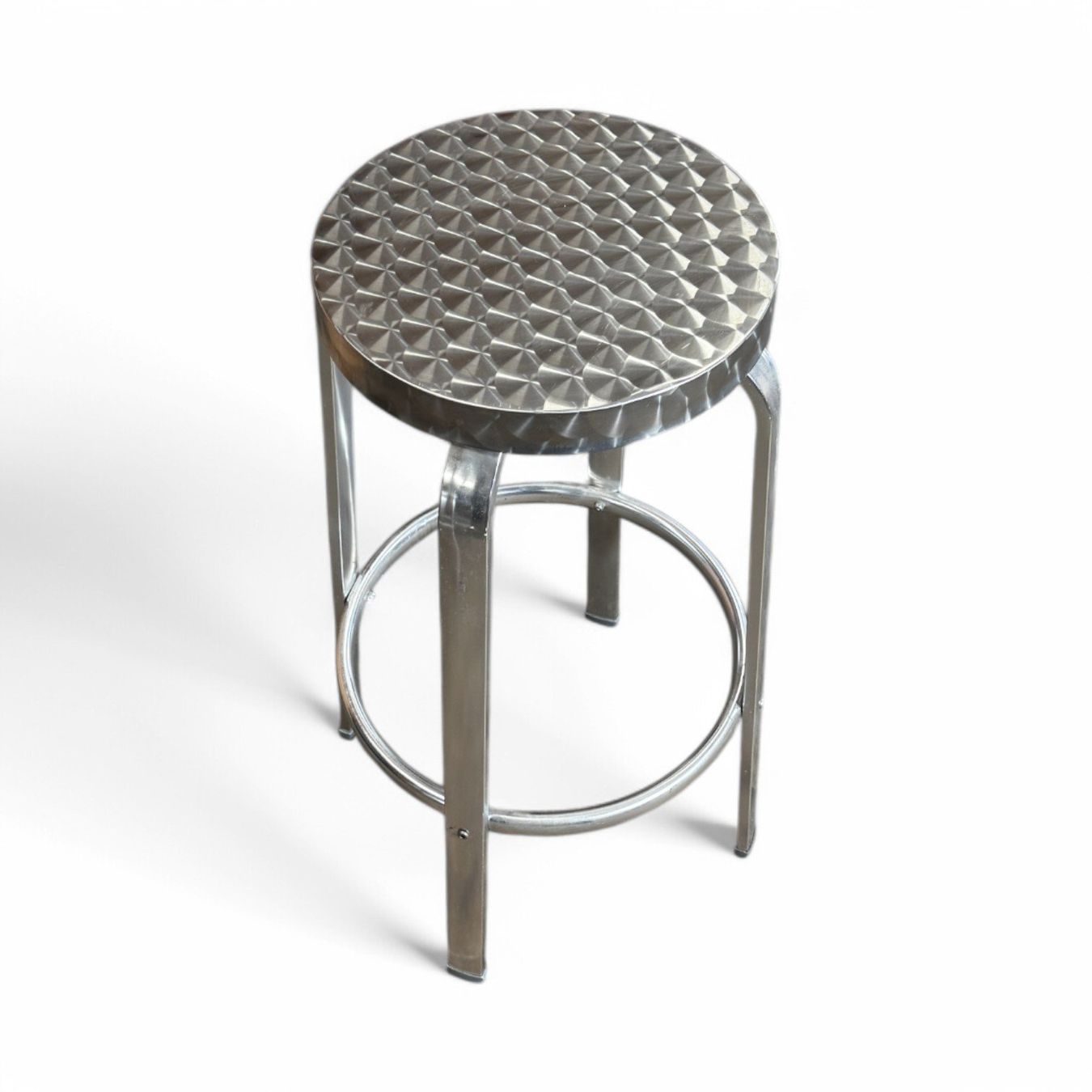 Set de table et chaises: Alu Stehtisch mit 4 Hockern – D'occasion à Däniken SO par Profog1 5