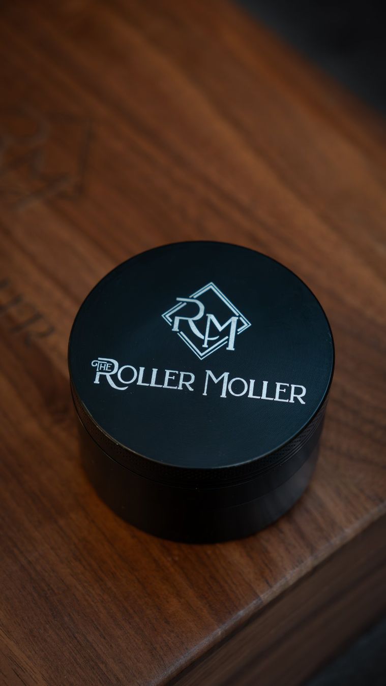 Tabacchi: The Roller Moller - Premium Herb Grinder – Smooth & Durable – Nuovo e nell'imballaggio originale da Studen BE venduto da nou_2tgw