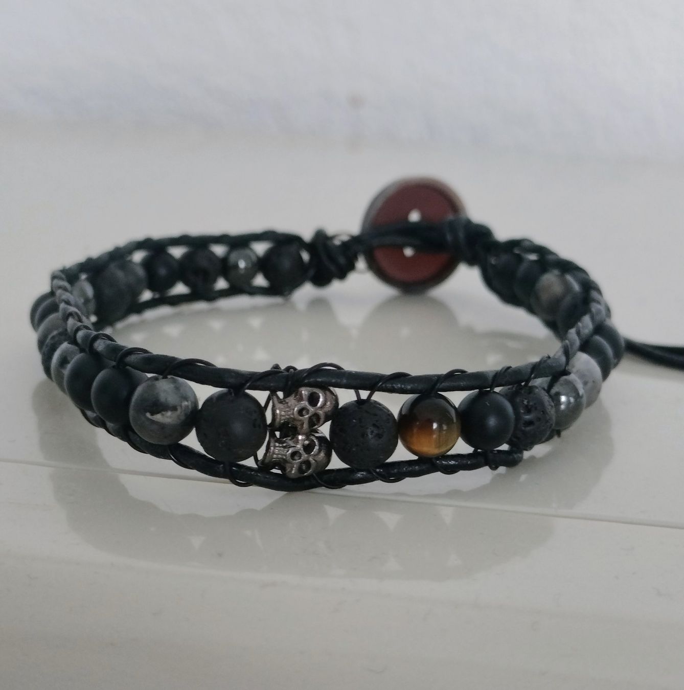Bracciali & Braccialetti: Männer Leder Armband Totenköpfe & Edelsteine – Nuovo (secondo la descrizione) da Schwyz venduto da els_7cys