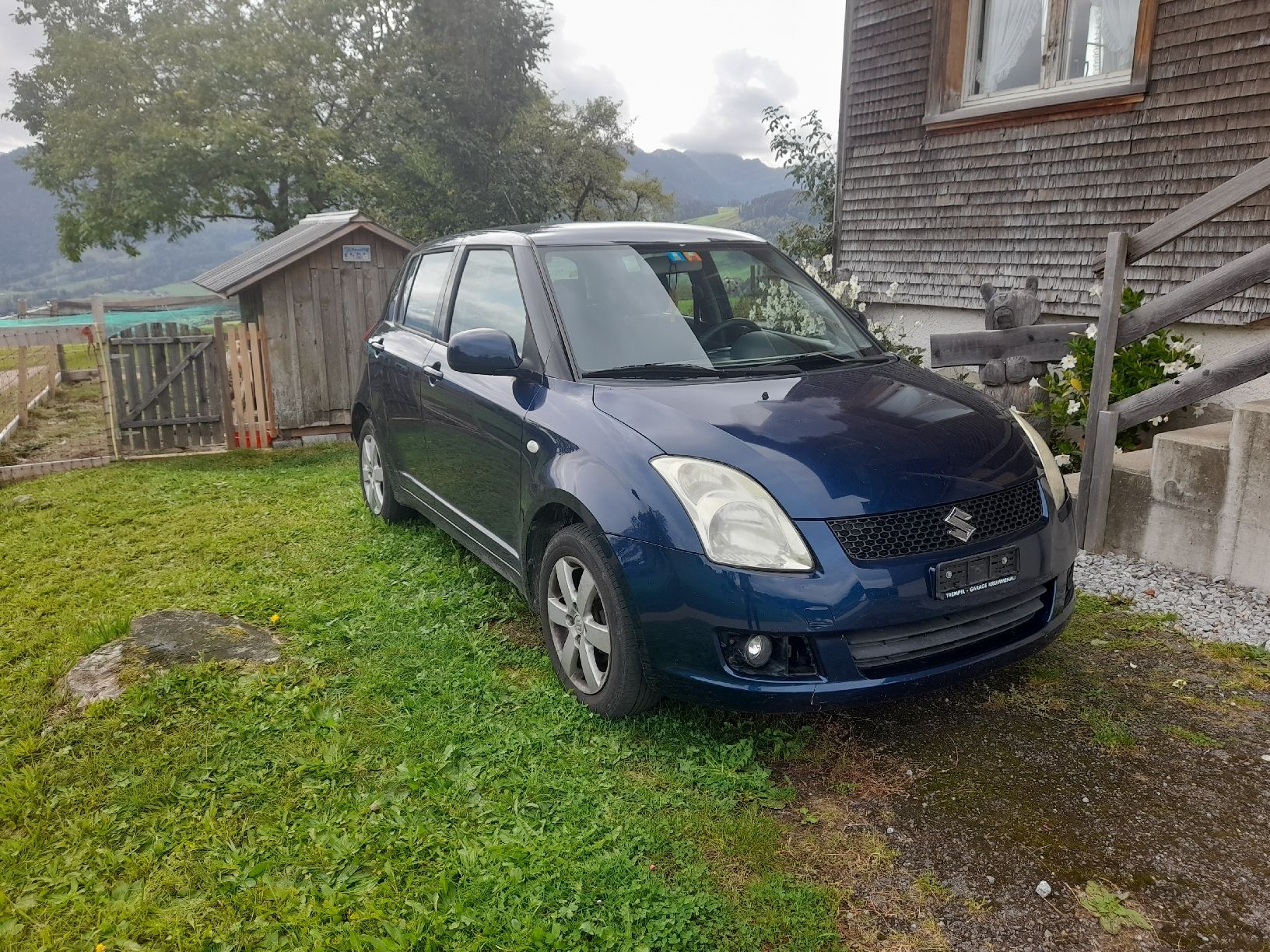 Suzuki Automobili: Suzuki Swift 1.3 4WD – Usato da Krummenau venduto da chr_glt9 3