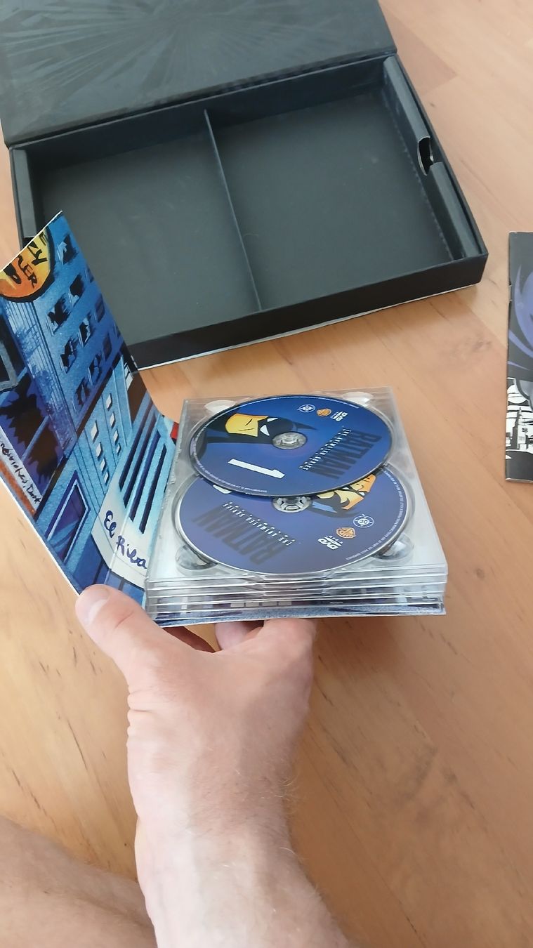 Tous les DVDs: Batman The Complete Animated Series – D'occasion à Rickenbach LU par mai_cyk6 5