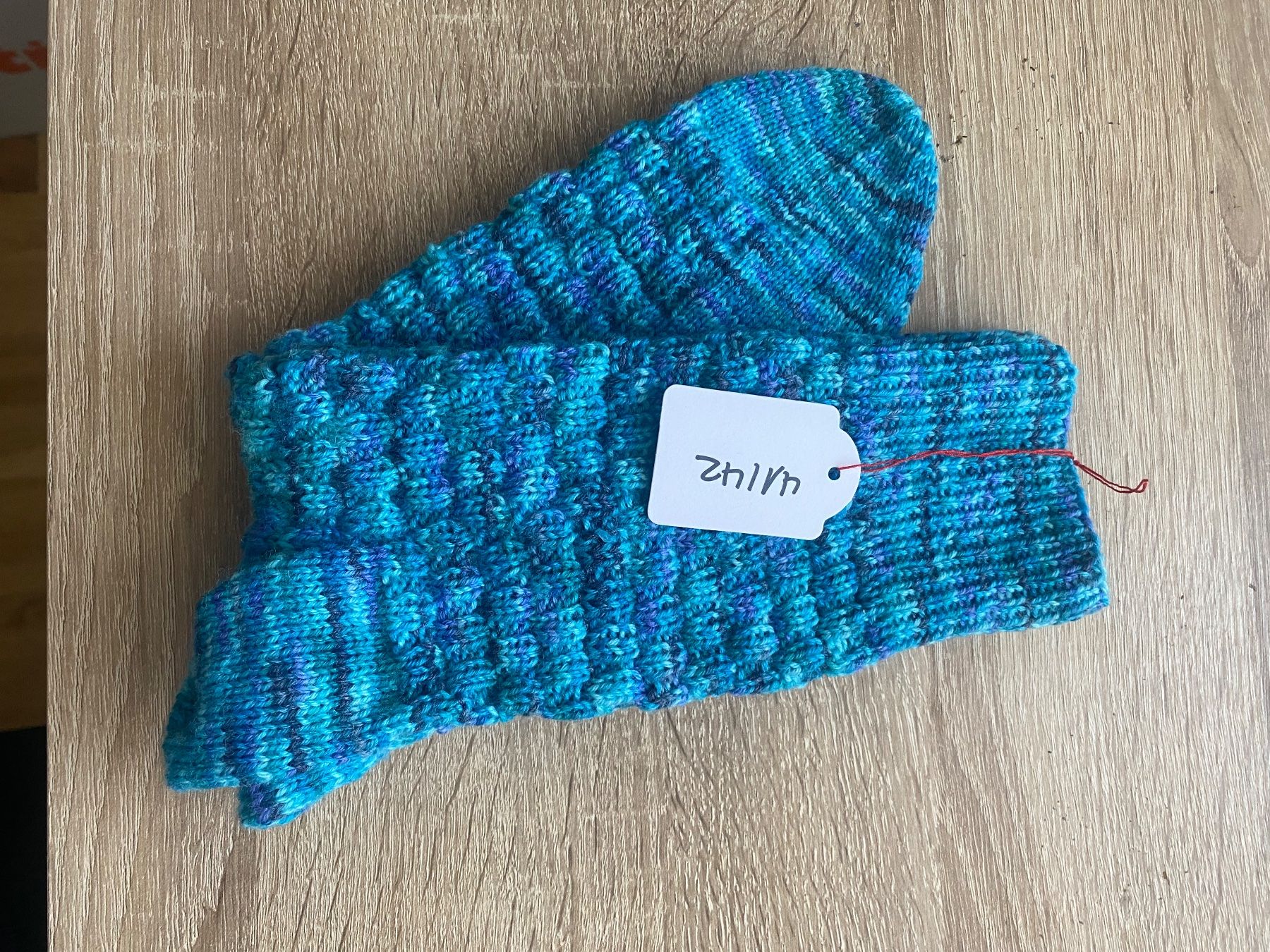 Calze: Handgestrickte Socken, Grösse 41/42 – Nuovo (secondo la descrizione) da Thun venduto da marasch01