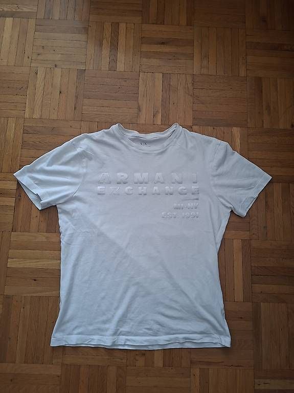 T-Shirts: Armani exchange T-Shirt – Gebraucht aus Wetzikon ZH von cet_6fbf