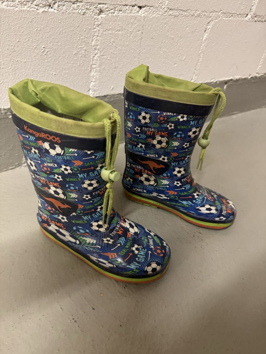 Scarpe per ragazzi: Kinder Gummistiefel Grösse 29 – Usato da Zürich venduto da zd_1965