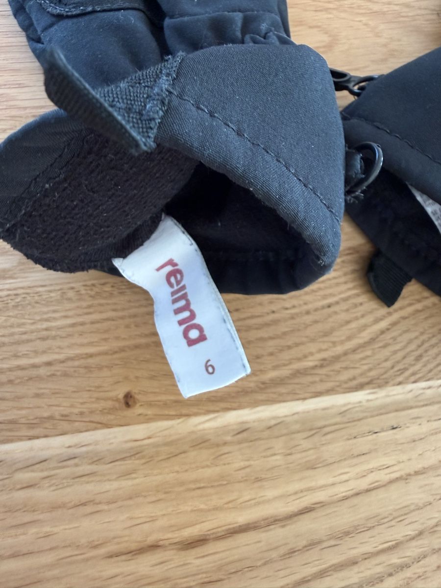 Reima Guanti: REIMA SOFTSHELLHANDSCHUHE Grösse 6, guter Zustand – Usato da Dinhard venduto da SternZ 2