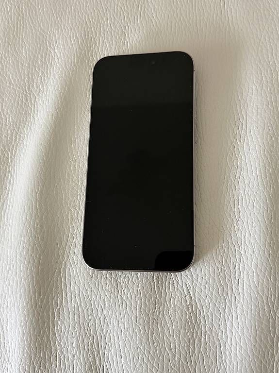 Portables: Iphone 15 Pro Grau – D'occasion à Aarau par Nardo123 2