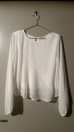 Damen Bluse weiss mit Faltenoptik neuwertiger Zustand